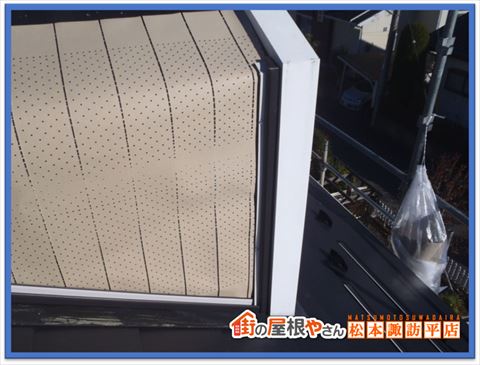 下諏訪町屋根カバー工法　施工前